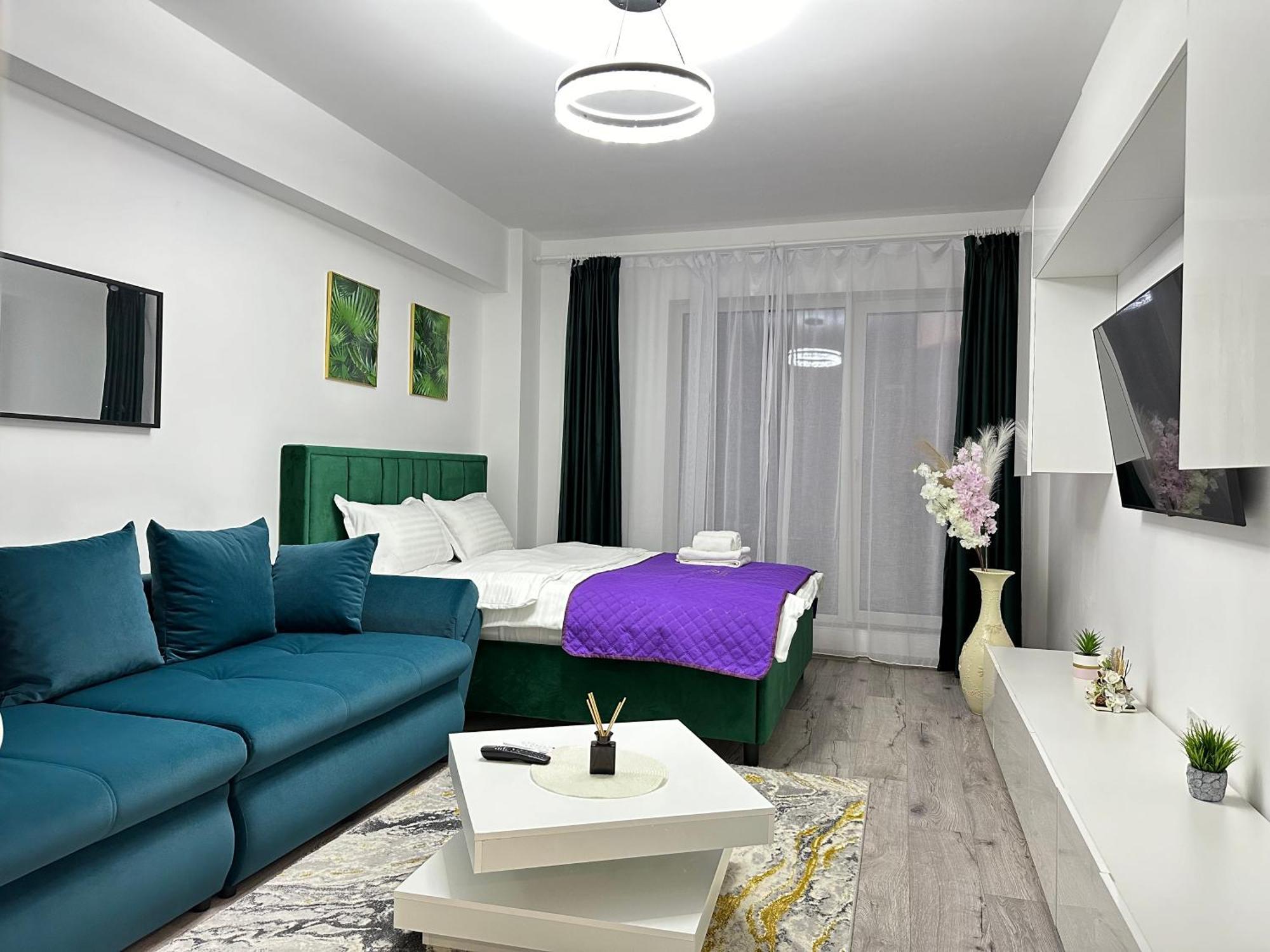 Coresi Mall Area Studios & Apartments By Glam Braşov Esterno foto